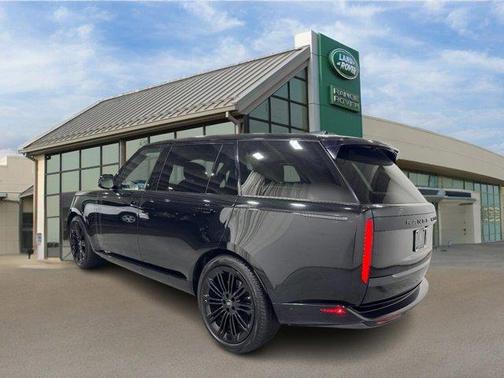 2023 Land Rover Range Rover First Edition