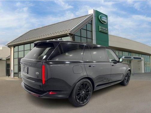 2023 Land Rover Range Rover First Edition