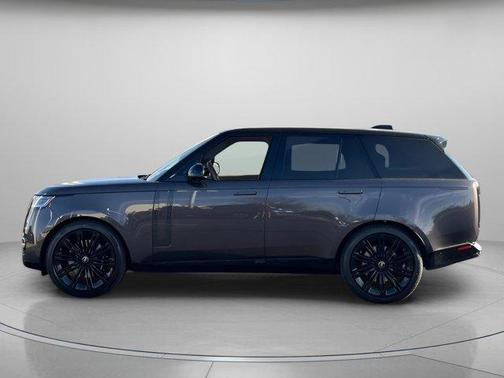 2025 Land Rover Range Rover P530 SE