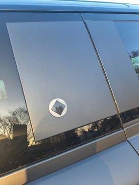 2025 Land Rover Defender OCTA