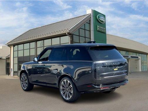 2025 Land Rover Range Rover P530 SE