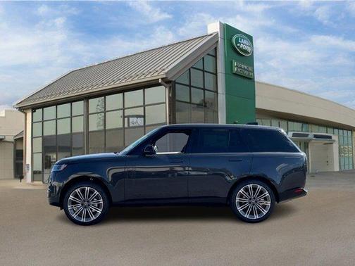 2025 Land Rover Range Rover P530 SE