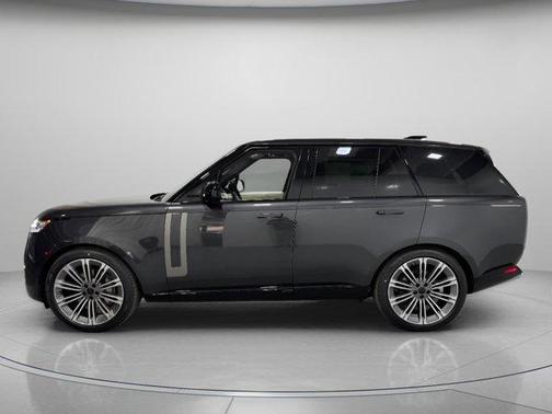 2026 Land Rover Range Rover P400 SE