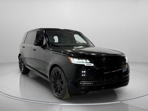 2026 Land Rover Range Rover P400 SE 7 Seat