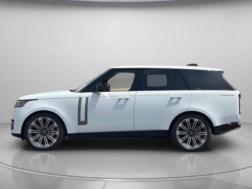 2025 Land Rover Range Rover P530 SE