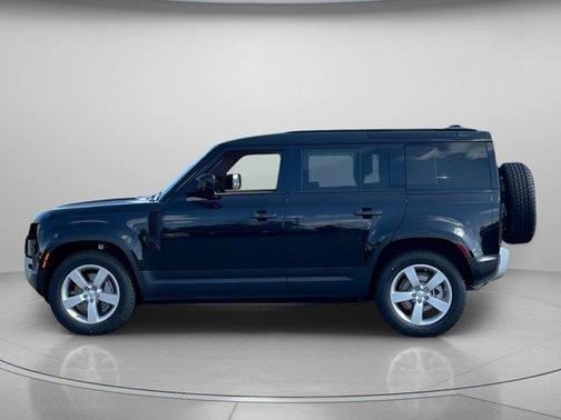 2025 Land Rover Defender P300