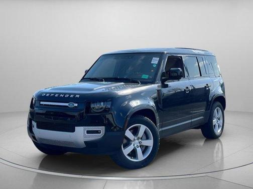 2025 Land Rover Defender P300