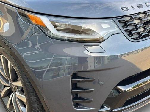2025 Land Rover Discovery P360 Dynamic SE