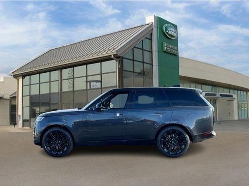 2025 Land Rover Range Rover P530 SE