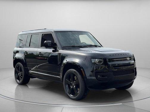 2025 Land Rover Defender P400 X-Dynamic SE