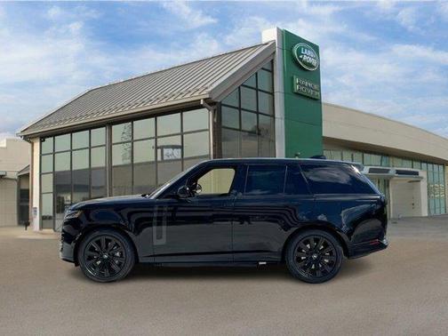 2025 Land Rover Range Rover P550e SE