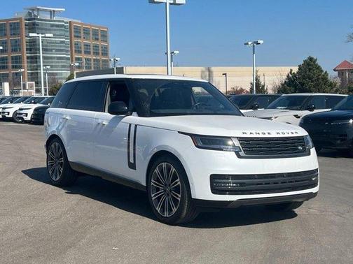 2025 Land Rover Range Rover P530 SE 7 Seat