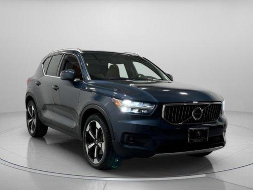 2019 Volvo XC40 T5 Inscription