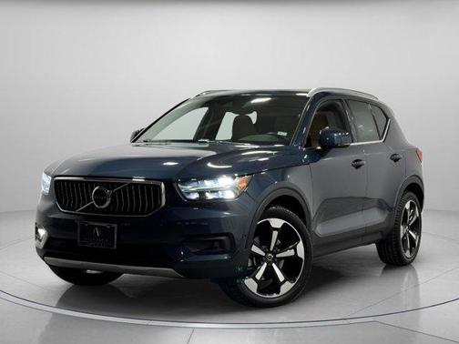 2019 Volvo XC40 T5 Inscription