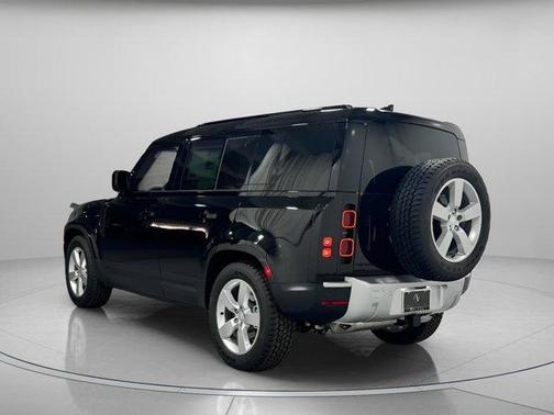 2025 Land Rover Defender P300