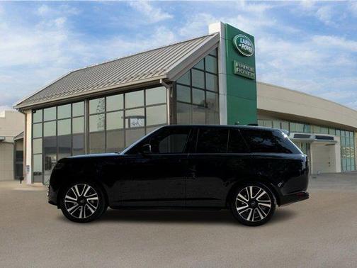 2023 Land Rover Range Rover P530 SE