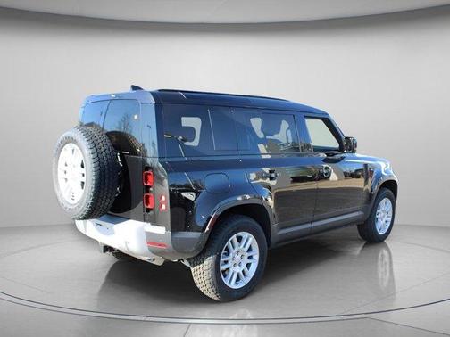 2025 Land Rover Defender P300