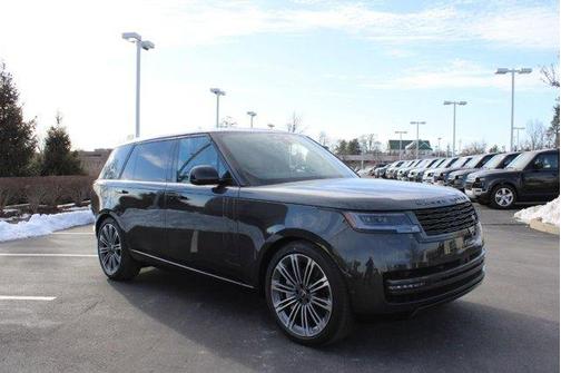 2025 Land Rover Range Rover P530 SE 7 Seat