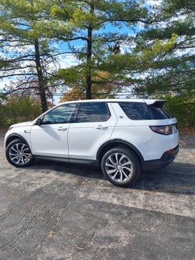 2022 Land Rover Discovery Sport SE