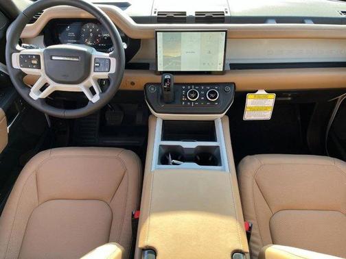 2025 Land Rover Defender P400 X-Dynamic SE