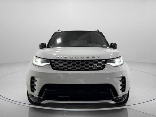 2023 Land Rover Discovery P360 Metropolitan Edition