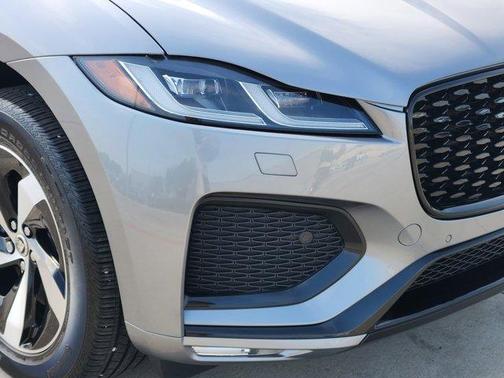 2024 Jaguar F-PACE P250 R-Dynamic S