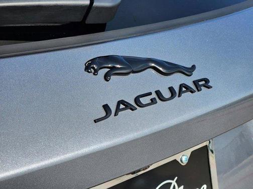 2024 Jaguar F-PACE P250 R-Dynamic S