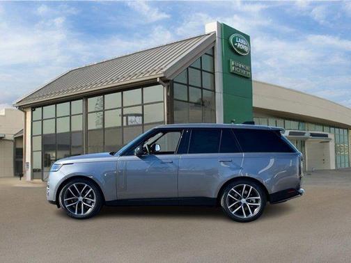 2025 Land Rover Range Rover P530 SE