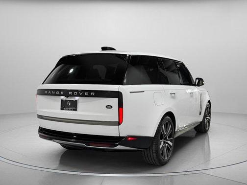2023 Land Rover Range Rover P400 SE