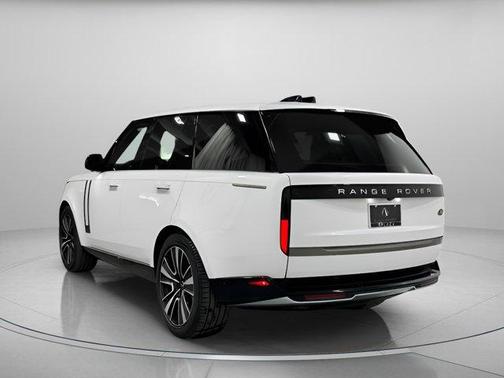 2023 Land Rover Range Rover P400 SE