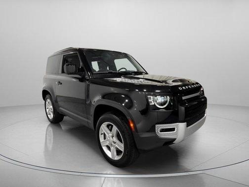 2023 Land Rover Defender SE