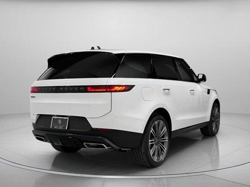 2025 Land Rover Range Rover Sport P360 SE