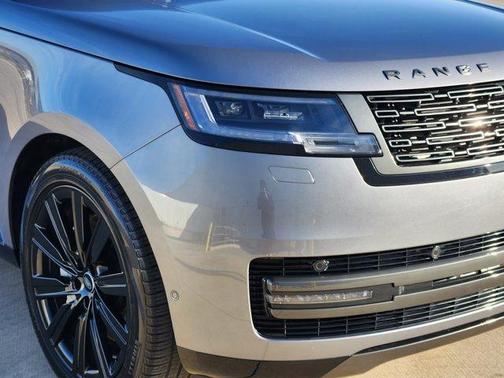 2023 Land Rover Range Rover P530 SE