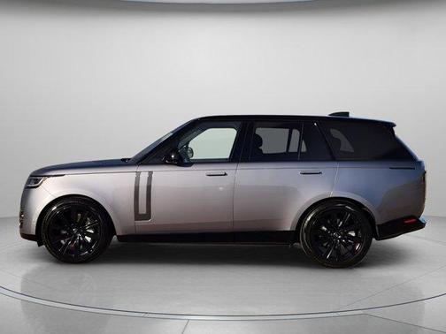 2023 Land Rover Range Rover P530 SE