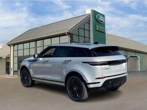 2026 Land Rover Range Rover Evoque Dynamic SE