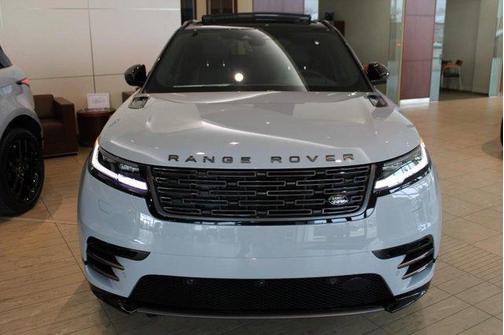 2025 Land Rover Range Rover Velar P250 Dynamic SE