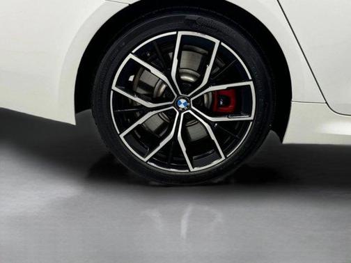 2023 BMW M550 i xDrive
