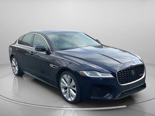 2022 Jaguar XF R-Dynamic SE