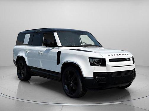 2025 Land Rover Defender P400 X-Dynamic SE