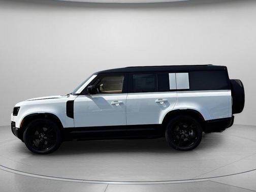 2025 Land Rover Defender P400 X-Dynamic SE