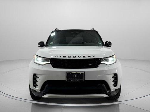 2023 Land Rover Discovery P300 R-Dynamic S