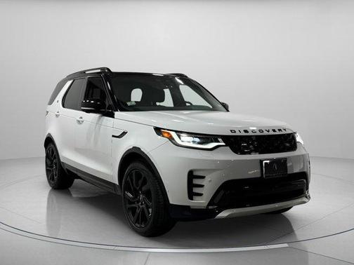 2023 Land Rover Discovery P300 R-Dynamic S