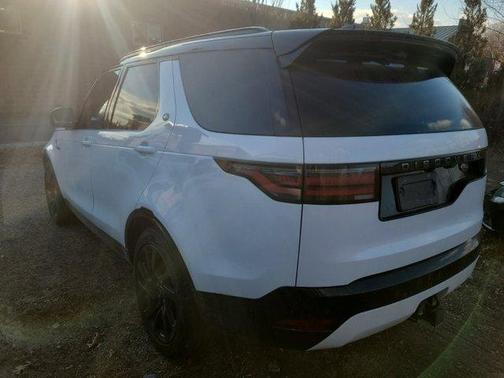 2023 Land Rover Discovery P300 R-Dynamic S