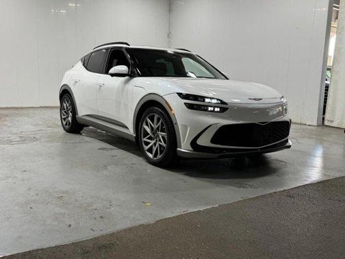 2023 Genesis GV60 Advanced