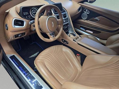 2020 Aston Martin DB11 Volante