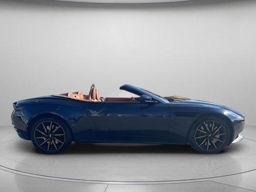 2020 Aston Martin DB11 Volante