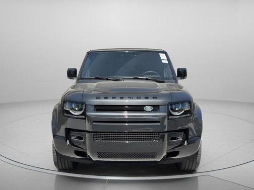 2025 Land Rover Defender P525 V8