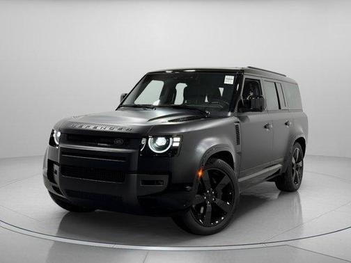 2026 Land Rover Defender 130 X-Dynamic SE