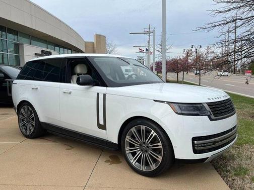 2025 Land Rover Range Rover P400 SE