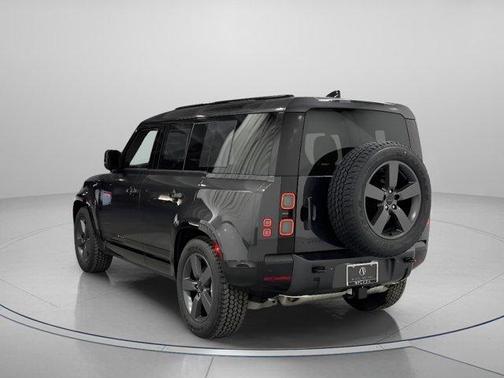 2026 Land Rover Defender 110 X-Dynamic SE